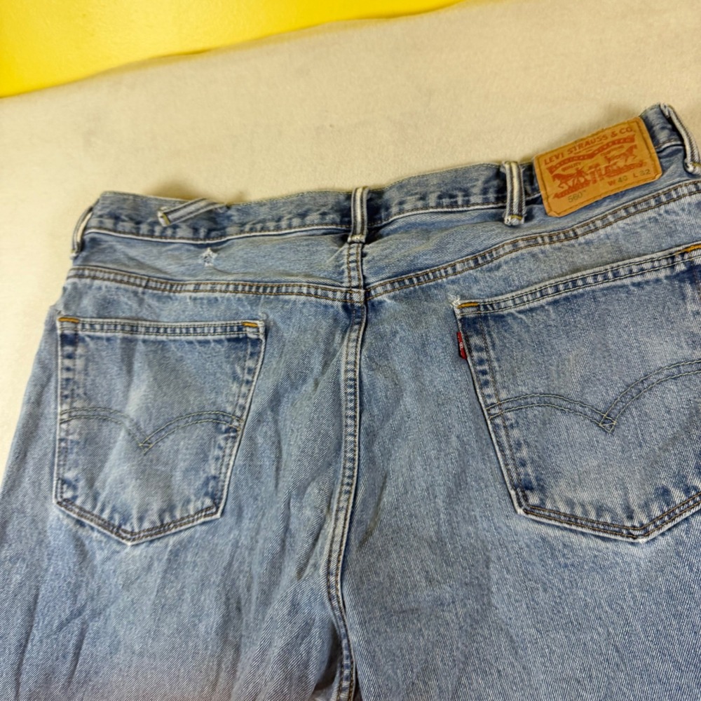 Levis 560 Comfort‎ Fit Jeans Mens 40x32 Light Wash Blue Tapered Leg Denim Pants